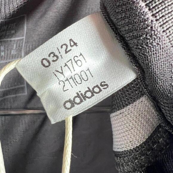 Real Madrid 2025 Adidas Third Authentic Jersey Charcoal Men’s M | Fly Emirates - Picture 3 of 8